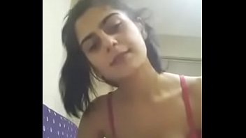 Gadis India yang Menggoda dan Penuh Gairah