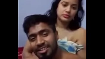 Kekasih India yang menggoda