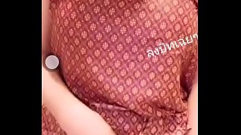 Live Streaming Panas: Aksi Menggoda di Depan Kamera