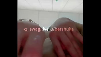 Payudara Besar Asia @bershuka Muncrat Orgasme di SWAG.live