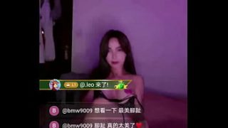 直播 panas: yumibebe pamer kemesraan intim di swag.live