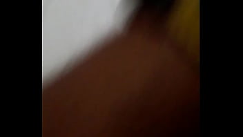 Memek ketat dan rapat meminta kontol untuk menggedor ranjang 14.