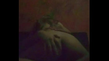 Goyangan panas mantan di sofa rumahnya, adegan panas bokep Indonesia