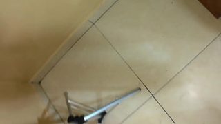 Istri orang minta digoyang.