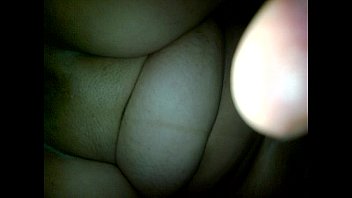 Mami Indonesia panas-panas, anal dan pussy horny digoyang keras