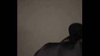 Pelacur muslimah berjilbab menampar pantat arabnya yang gendut & mengerang sambil menggoyangkan pantat kotor itu sendirian