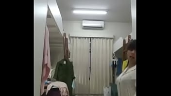 Mantan Kekasih Perempuan Tionghoa Indonesia Telanjang dan Menari dengan Goyangan Menggoda