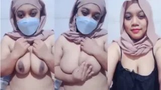 Ameena Berhijab Bugil Meremas Payudara