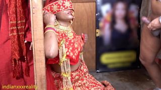 Pernikahan India yang panas dan liar dalam bahasa Hindi yang menggairahkan