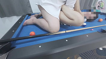 Gadis Thailand Naik ke Meja Biliar… Lalu Dihardcore Hingga Menggila! Jeritannya Bikin Greget!