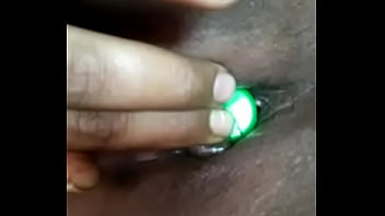 Bidadari India yang Menggoda