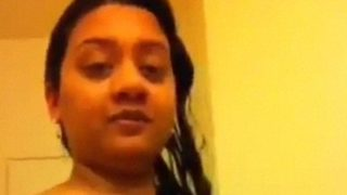 Video Telanjang Perawat Bibi Mallu NRI yang Menggoda