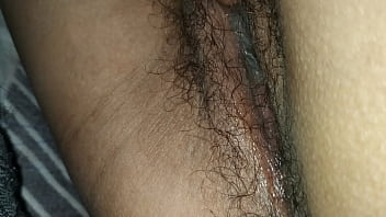 Istri Desi yang menggoda