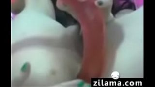 Gadis Tionghoa Memasukkan 24 Inci ke Dalam Pantatnya Bagian 2