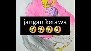 Gadis montok tertawa penuh gairah liar