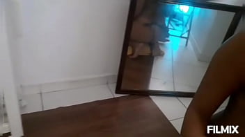 Novinha ex-BBB geme intensamente na rola do negão