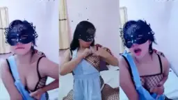 Cantiknya Tubuhmu yang Tersembunyi di Balik Baju Jaring