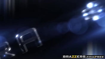 Brazzers Exxtra – (Ayumu Kase, Bill Bailey) – Klimaks Gila Penggemar Anime – Cuplikan Panas