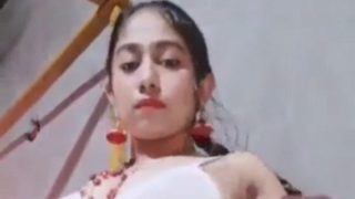 Gadis Bangladesh yang sudah menikah melepas sari hingga telanjang bulat