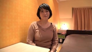 Rekaman panas ibu hamil Jepang yang menggairahkan di kamar hotel