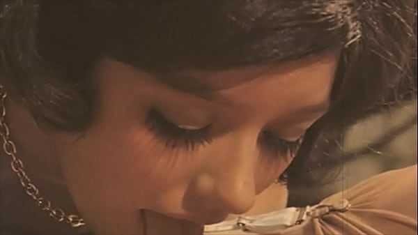 “Vintage Mothers: Kisah Panas dan Erotis dari Rahasia Seorang Gentleman Victoria”