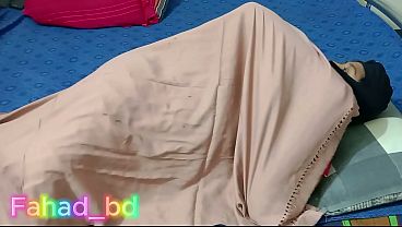 Kakak Tiri Desi yang Nakal Menggoda Adik Tirinya Bagian 1