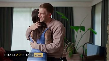 Mimpi Basah yang Menggoda dengan Ada Lapiedra di Brazzers, Masukkan Kode XVPROMO untuk Diskon Eksklusif