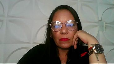 MAMAE EXPERIENTE E SEDENTA POR NOVAS AVENTURAS