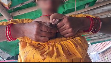 Istri Thakur India dikentot nakur karena kontol thakur kecil