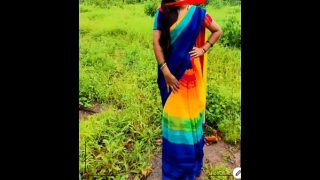 Istri India seksi panas, seri web porno India terbaik adegan ranjang asli