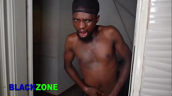 Induk tiriku punya memek yang menggoda