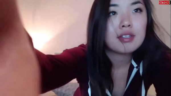 Webcam Jepang 3: Tiga Gadis Panas Siap Menggoda di Layar
