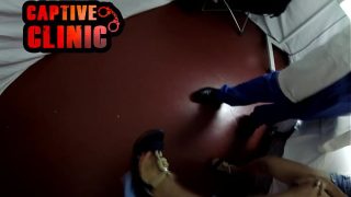 Tayangan Eksplisit di Balik Layar: Sandra Chappelle dan Kebijakan Imigrasi Baru, dengan Adegan Makan Malam Cina yang Menggoda – Saksikan Film Lengkapnya di BondageClinic