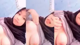 Gadis Berjilbab Tiktok Pamer Payudara Montok