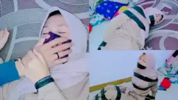 Lakban Membelenggu Tubuh Ukhty Remaja Cantik dalam Ritual BDSM yang Menggairahkan