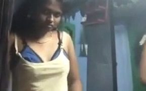 Video Ganti Baju Telanjang Tamil dari Trichy