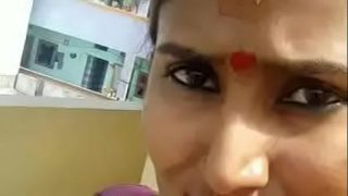 Kisah Panas Swathinaidu: Rayuan Ganas di Ranjang