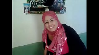 Hijab menggoda yang bikin panas