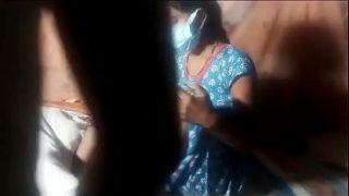 Desi bhabhi yang rajin melayani pacarnya dalam posisi doggy