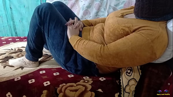 Anak Tiri Menantu Menggoda Payudara Besar Ibu Mertua dan Mengajaknya Berhubungan Anal Keras Sambil Memasukkan Jari ke Pantatnya, Adegan Seks Panas antara Ibu Mertua dan Menantu dalam Film Dewasa Netu dan Suami dengan Audio Hindi Jernih