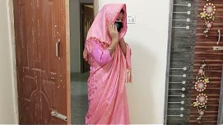 Desi Bhabhi Digebuki Ganas Sama Dever, Suara Benggolanya Bikin Teler