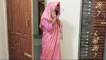 Desi Bhabhi Digebuki Ganas Sama Dever, Suara Benggolanya Bikin Teler