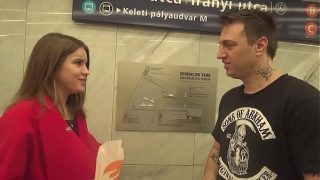 Gadis Rusia Dibuahi Vagina Suburnya oleh Pria Amerika Tak Dikenal!
