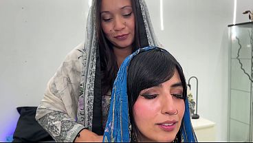 Menggila Bertiga dengan Dua Arab Montok, Payudara Besar dan Memek Ketat – Aaliyah Yasin dan Jade Presley