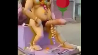 Bahasa Hindi: Bahasa Cinta yang Menggoda dan Penuh Gairah
