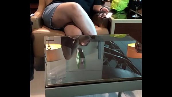 Gadis Tiongkok Montok dan Menggoda