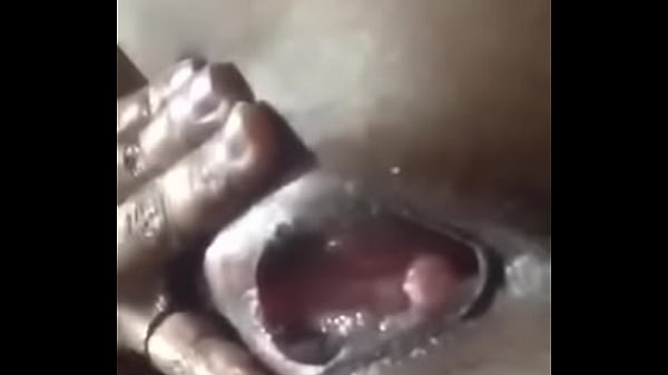 Gadis India yang Menggoda dan Penuh Gairah