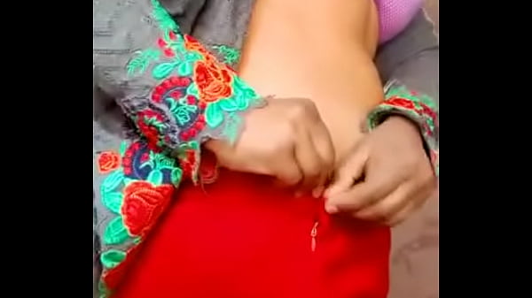 Desi Tarian Telanjang yang Menggoda