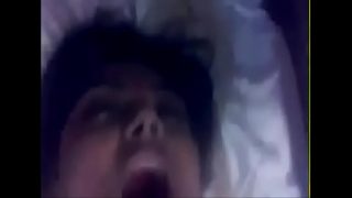 Gadis desi mengirim foto panas saat meraba diri untuk abang