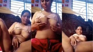 Bhabhi Desi memamerkan payudara susu dan memek basahnya yang menggoda